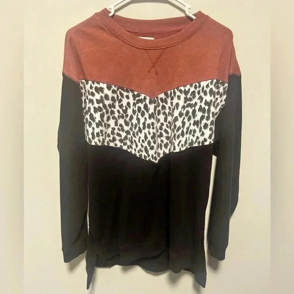 Maurices Sweaters - Women’s Maurice’s size Medium oversized sweater
